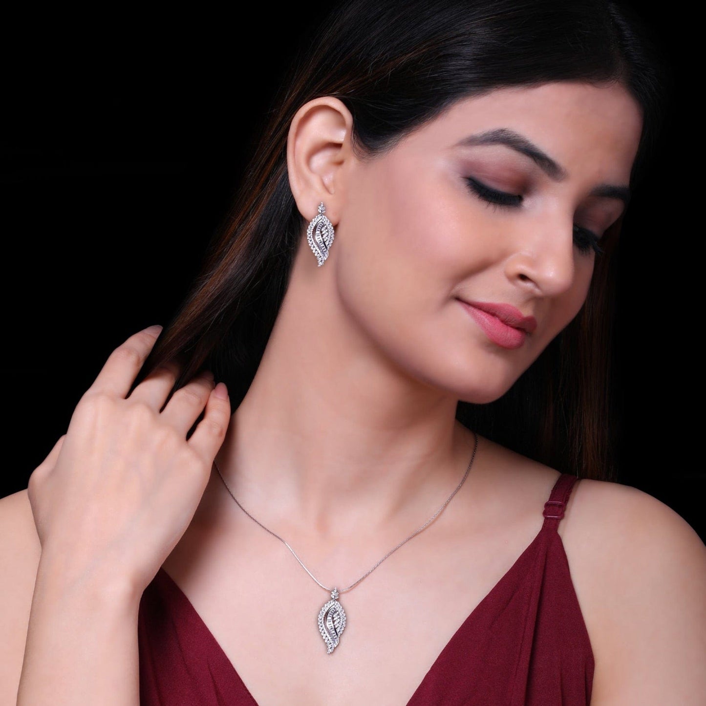 Zevar Designs 925 Silver Necklaces-Pendants 925 Silver Zircon Petal Pendant Set with Earrings